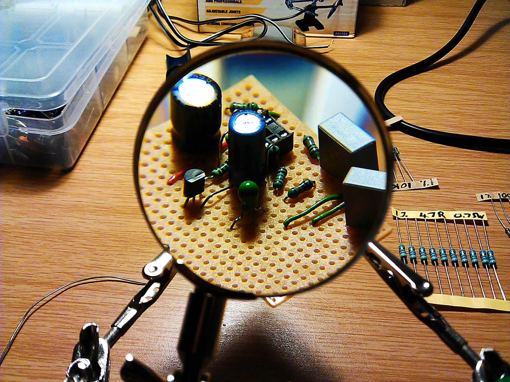Veroboard component prototyping under magnification